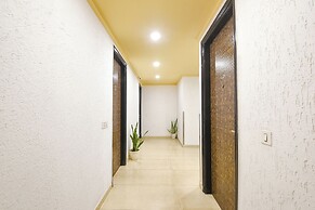 Fabhotel Sai Village Sector 46