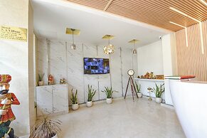 Fabhotel Sai Village Sector 46
