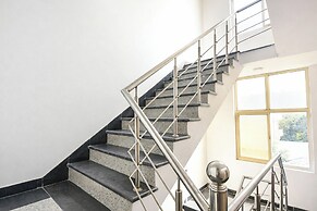 Fabhotel Nishka Residency