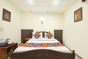 Fabhotel Guru Kripa Residency