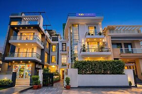 Fabhotel Guru Kripa Residency