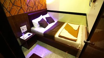 Fabhotel Star Hill