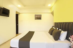 Fabhotel Vardhan Plaza