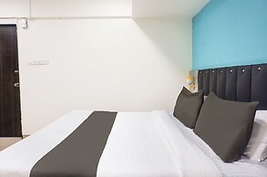 Fabhotel Vardhan Plaza