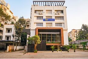 Fabhotel Vardhan Plaza