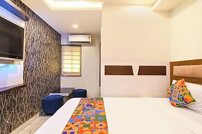 Fabhotel The Ruby Park
