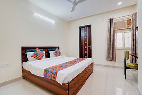 Fabhotel Cozy Stay