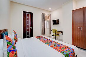 Fabhotel Cozy Stay