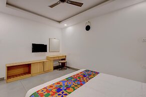 Fabhotel Na Grand