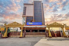Fabhotel Na Grand