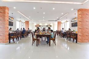Fabhotel Pink Vista