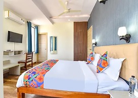 Fabhotel Pink Vista