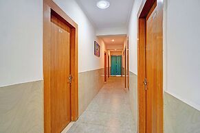 Fabhotel Hm Residency