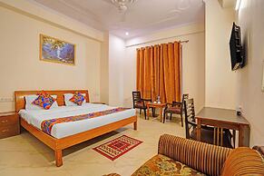 Fabhotel Hm Residency