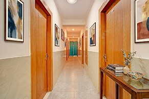 Fabhotel Hm Residency