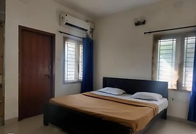 Fabhotel Nayana Square
