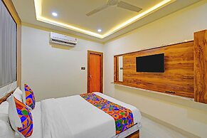 Fabhotel Sv Grand