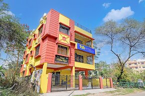 Fabhotel Yellow Rose
