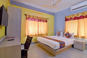 Fabhotel Yellow Rose