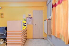 Fabhotel Yellow Rose