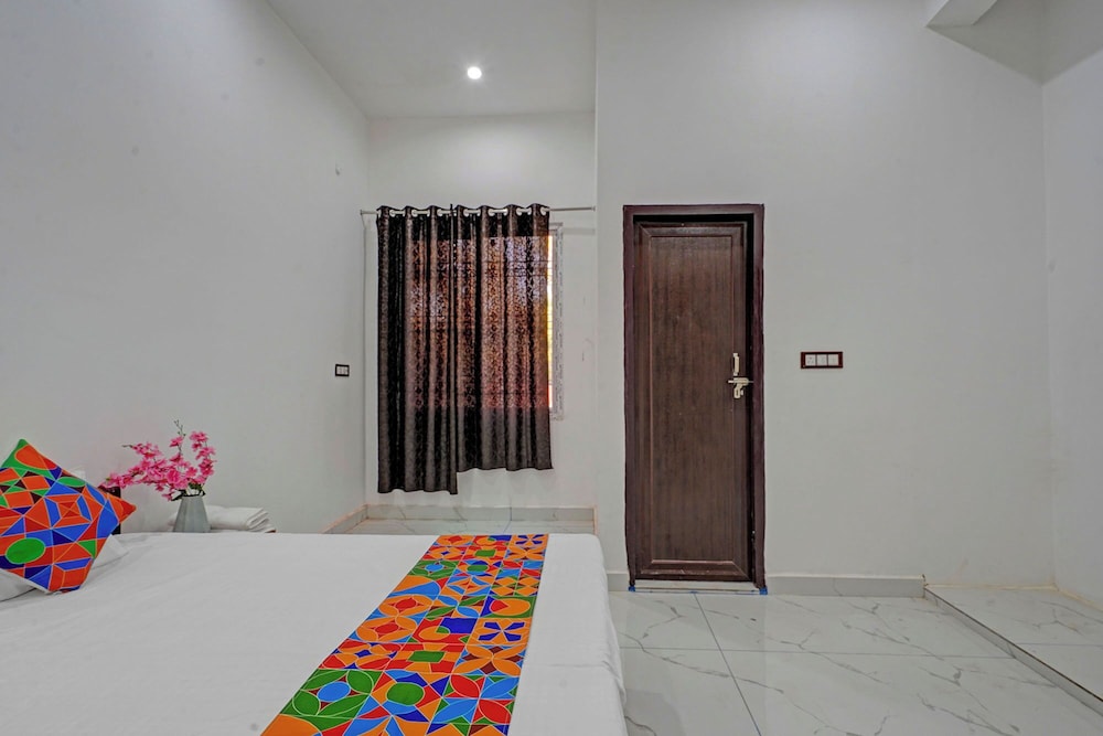 Fabhotel Park Palace