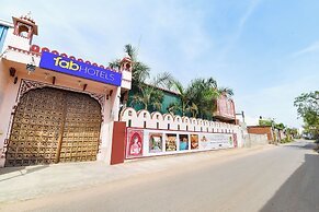 Fabhotel Nimabal Dhani