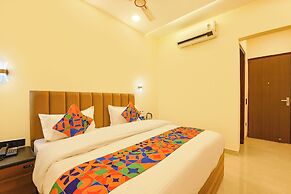 Fabhotel Pvs Grand