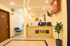 Fabhotel Pvs Grand