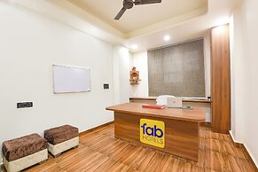 Fabhotel Grand Victory