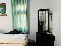Sasru Holiday Home