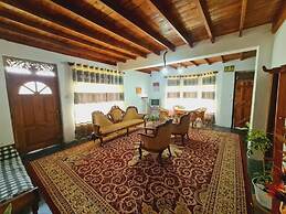 Sasru Holiday Home