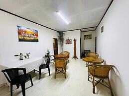 Sasru Holiday Home