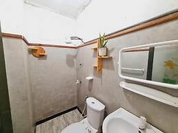 Sasru Holiday Home