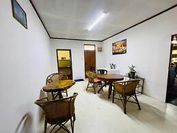 Sasru Holiday Home