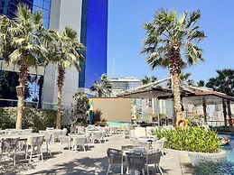 PVH - Paramount - Upscale 2BR