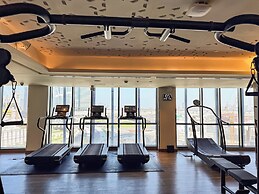 PVH - Paramount - Upscale 2BR