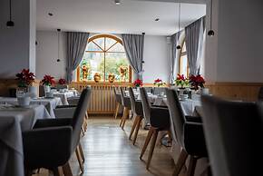 Villa Flora Mountain Lodges