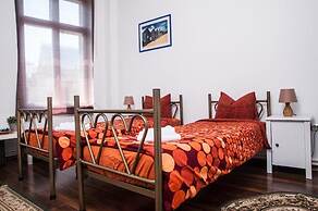 Antique Hostel