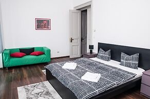 Antique Hostel