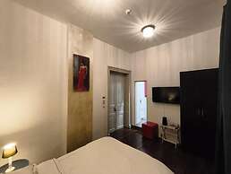 Antique Hostel