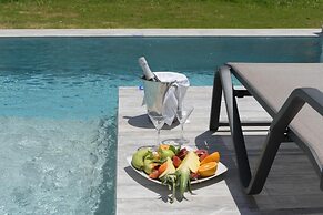 Geraniotis Hotel & Resort