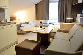 Hana Aparthotel