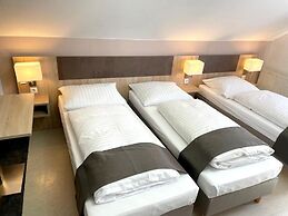Hana Aparthotel