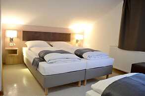 Hana Aparthotel