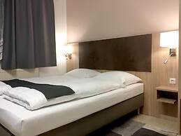 Hana Aparthotel