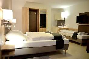 Hana Aparthotel