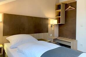 Hana Aparthotel