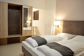 Hana Aparthotel