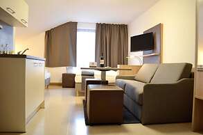 Hana Aparthotel