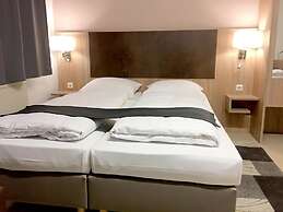 Hana Aparthotel